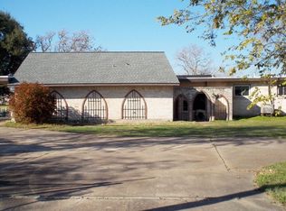 212 County Road 744, Angleton, TX 77515