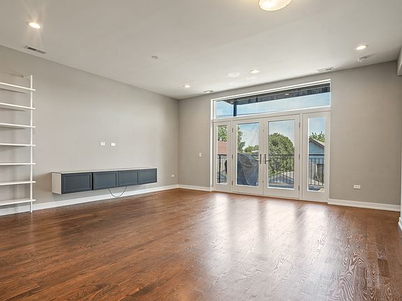 5th image of 1841 N California Ave