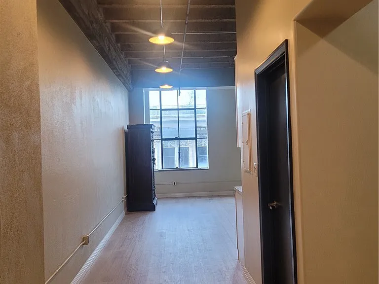 312 W 5th St #922 — Photo 16