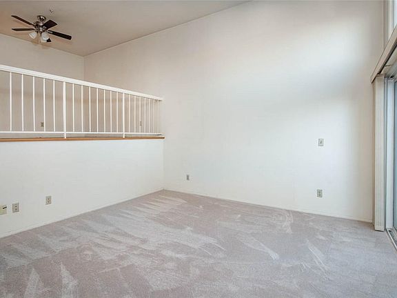 4th image of 1349 E Grand Ave Unit B