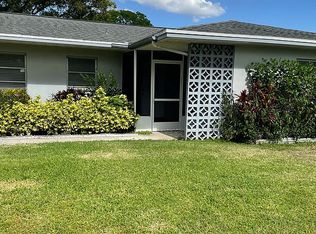 8803 109th St, Seminole, FL 33772