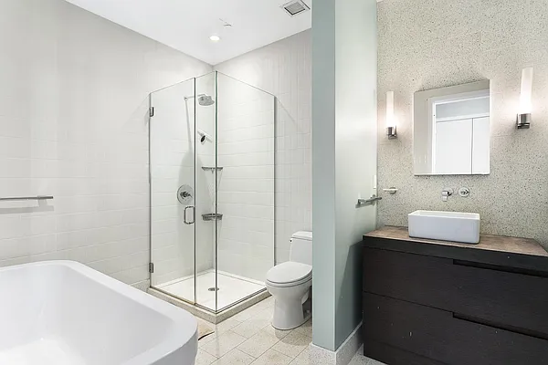 Rented by Compass | media 23