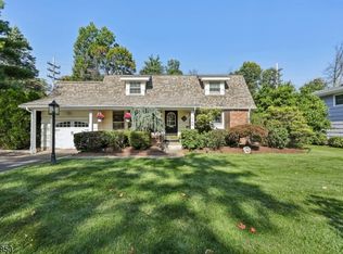 10 Woodland Rd, Chatham, NJ 07928