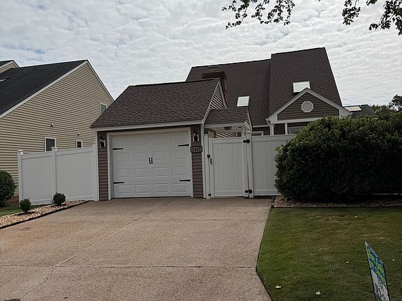 2nd image of 1417 Brant Rd