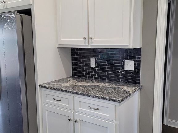 5th image of 620 Montrose Dr Lot 222