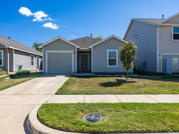 5661 McClelland St, Forney, TX 75126