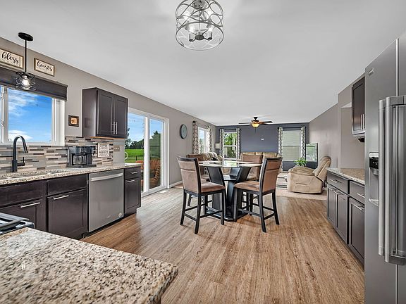 3rd image of 27337 W Deer Hollow Ln
