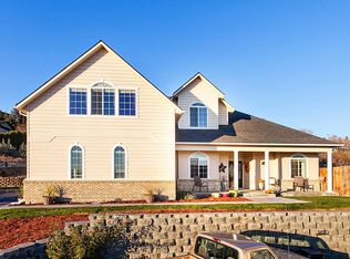 219 N 78th Ave, Yakima, WA 98908