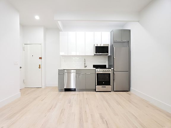 4th image of 2268 Adam Clayton Powell Jr Blvd #2B