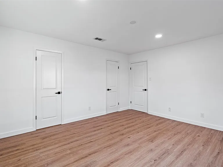 5023 Redstart St — Photo 29