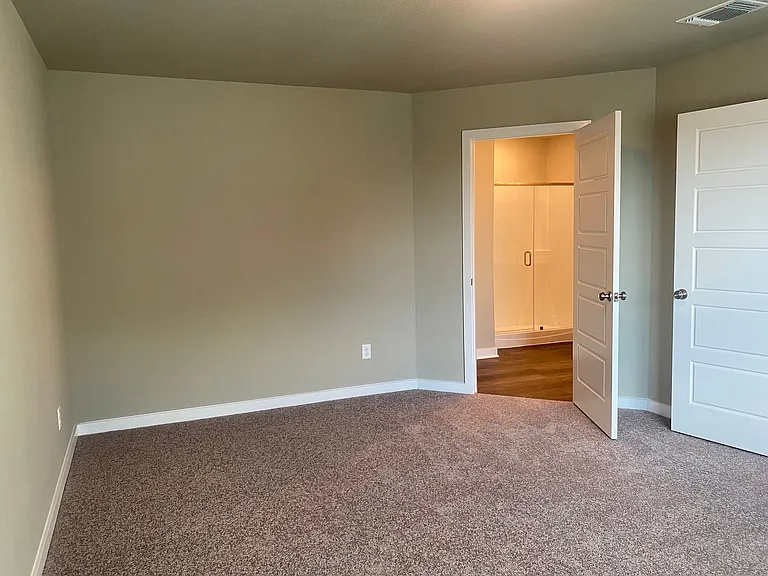 1242 Dowdy Dr — Photo 9
