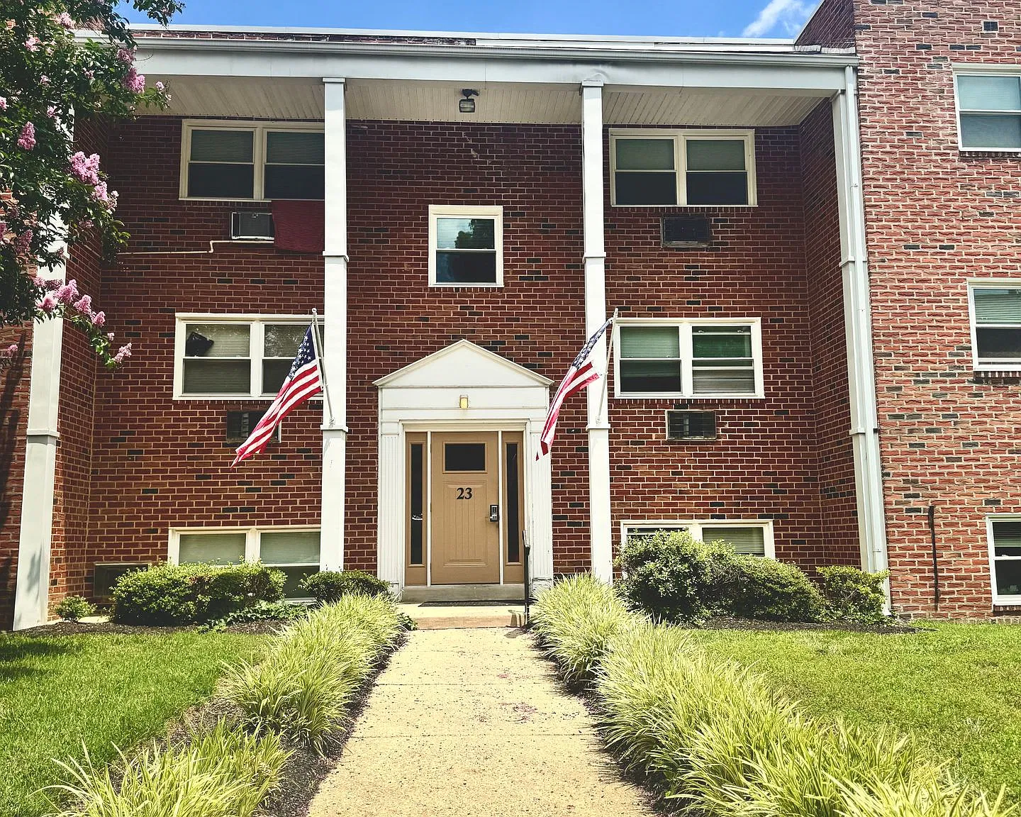 Arbor Place — Photo 2