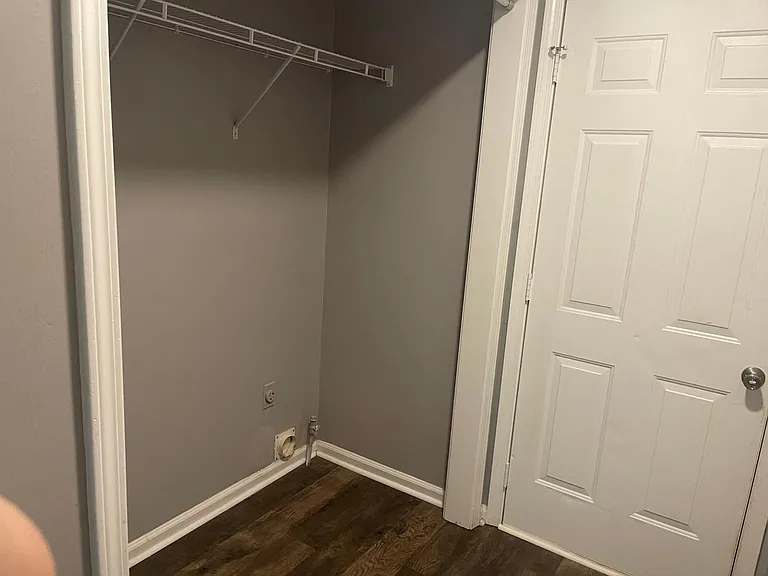1812 Red Rose Ln — Photo 10