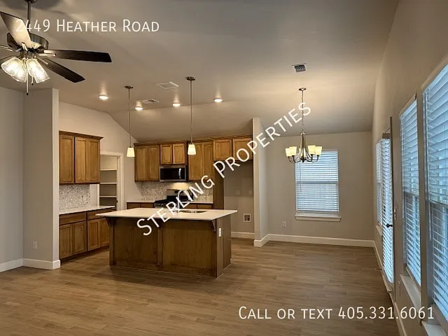2449 Heather Rd — Photo 8