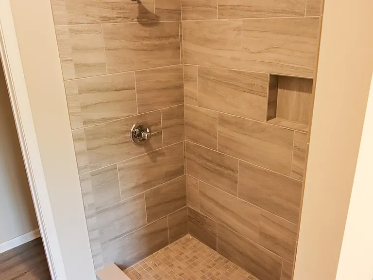 210 Dubuy Dr — Photo 23