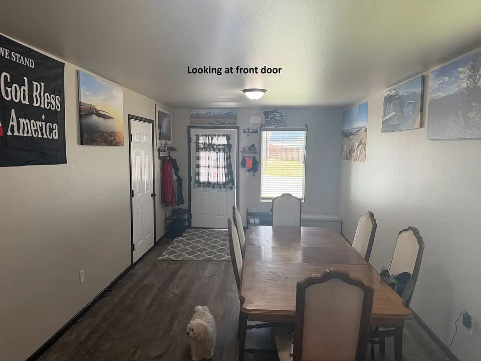 4 bed, 2090 sqft, $825 — Photo 4