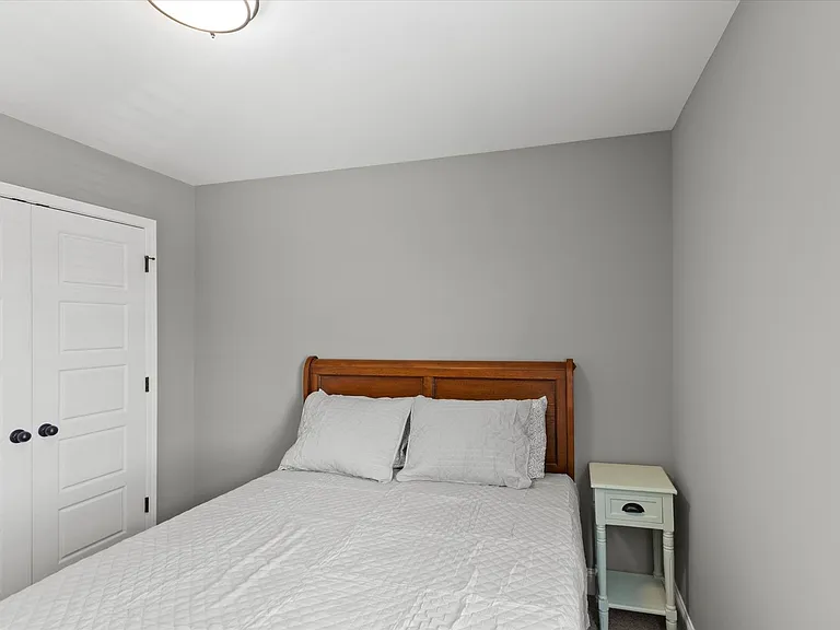 169 Susan Lynn Dr — Photo 24