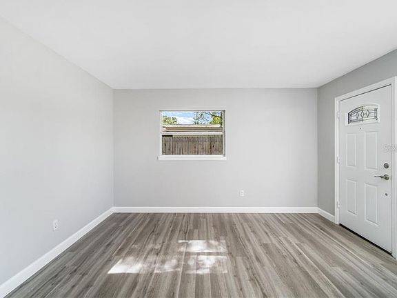 3rd image of 2911 W Rogers Ave