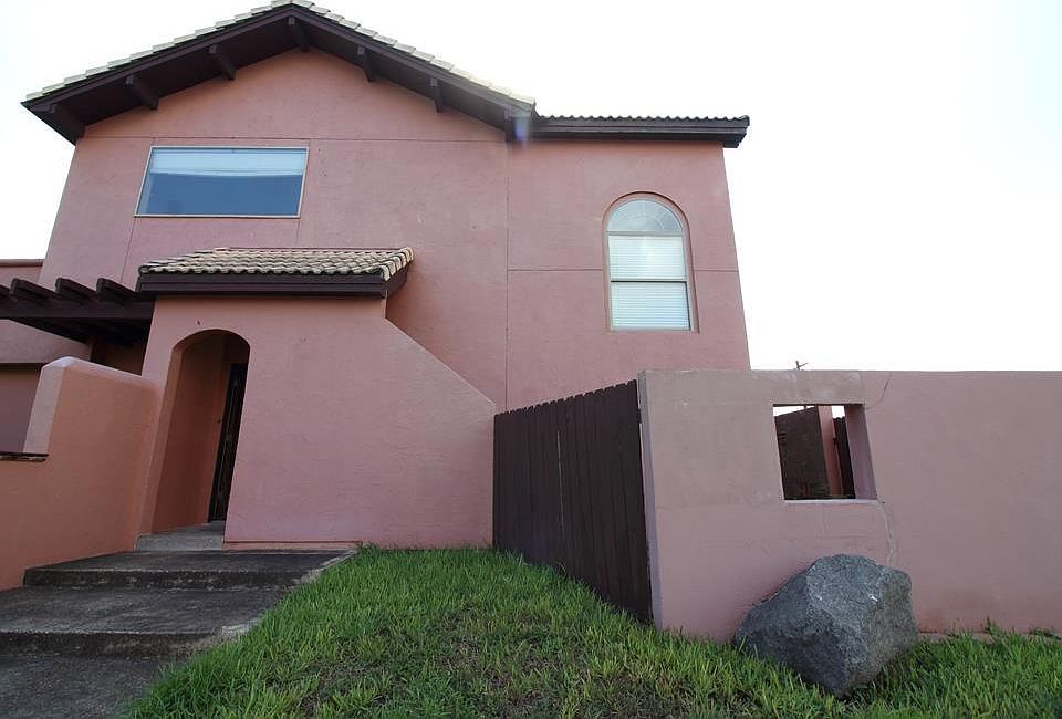 1st image of 706G San Angel St
