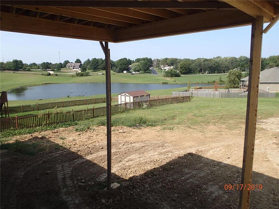 2nd image of 13965 Dakota St