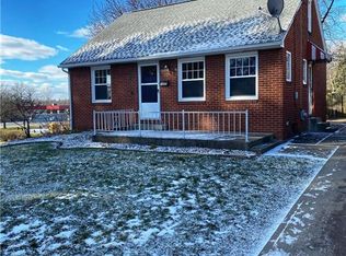 1437 Deville Ave NW, Canton, OH 44708