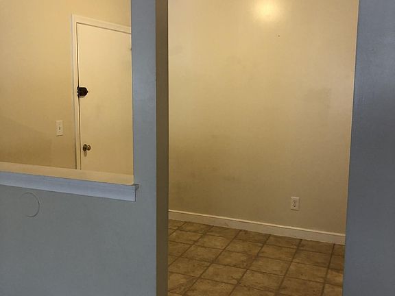 4th image of 580 Bridge St APT 33
