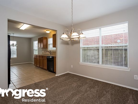 5th image of 14411 Hillard Green Ln