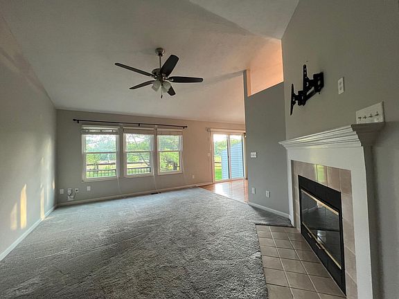 3rd image of 7724 Hackney Cir
