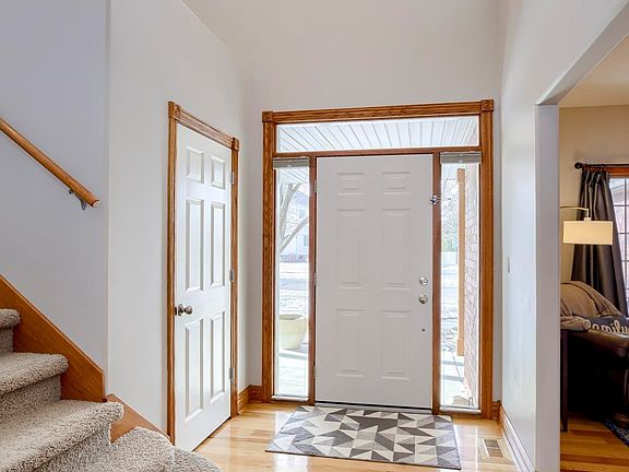 2nd image of 4724 Birch Creek Dr