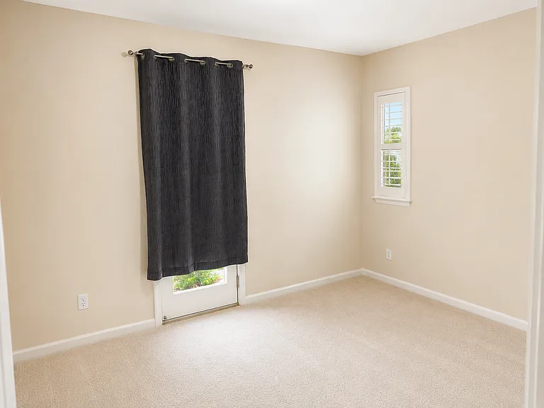 Bedroom #1