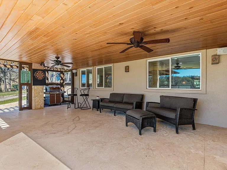 25207 Lake View Dr — Photo 32