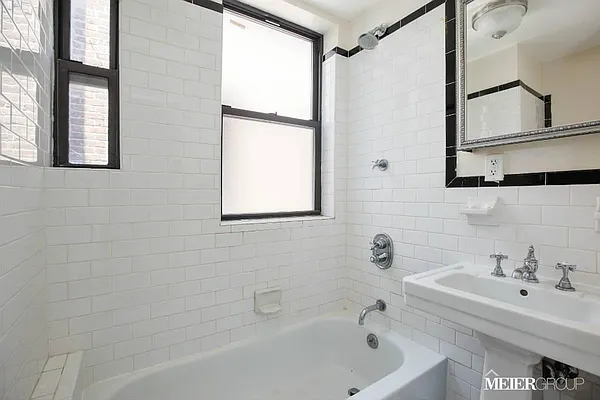 Sold by MEIER | media 5