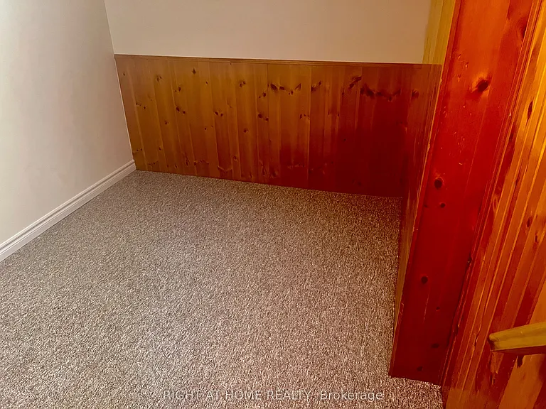 2 Thorncroft Cres — Photo 22