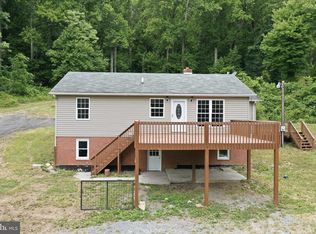 839 Needmore Rd, Martinsburg, WV 25403
