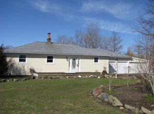 11310 Thwing Rd, Chardon, OH 44024