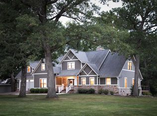 749 Black Partridge Rd, Metamora, IL 61548