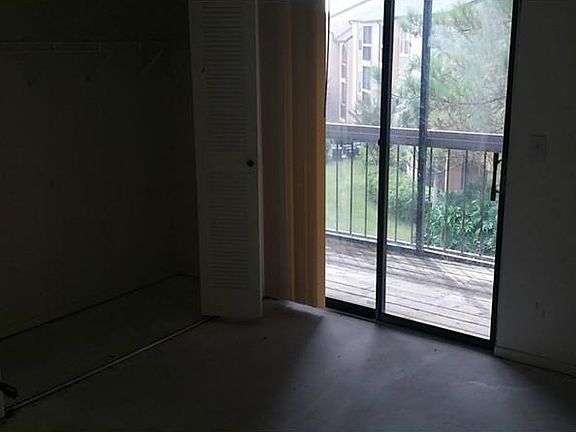3rd image of 2202 Cascades Blvd Unit 304