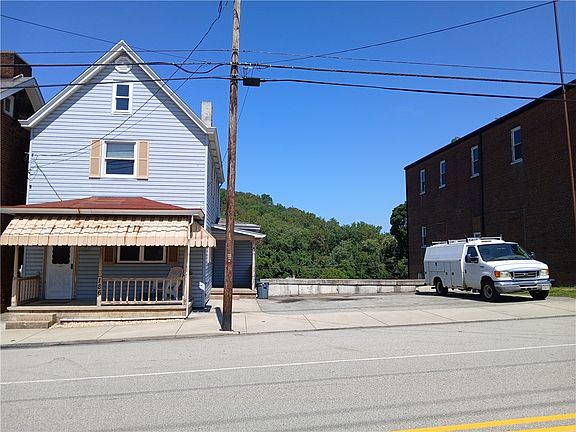 2nd image of 186 Main St