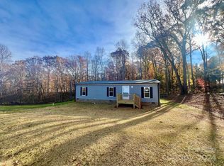 46 Kidd And Brown Rd, Hiddenite, NC 28636