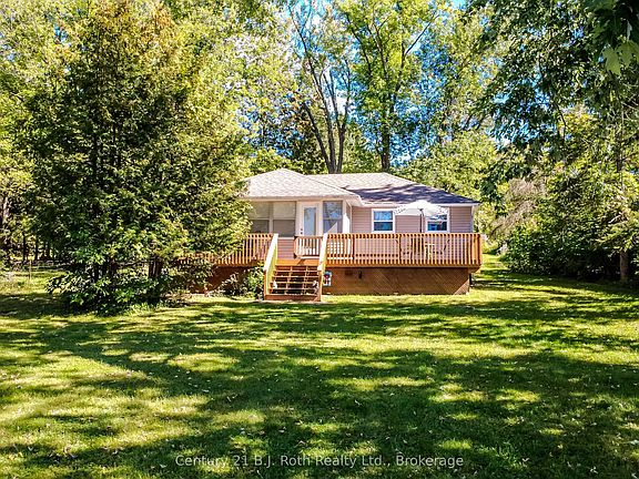 2nd image of 222 Lake Dalrymple Rd