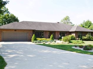 2721 N Blue Ridge Ct, Bloomington, IN 47408
