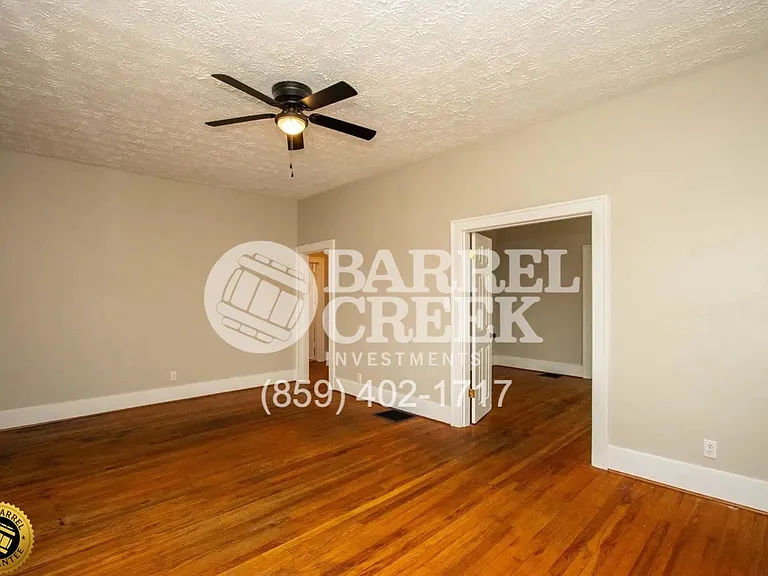 327 N 4th St — Photo 13