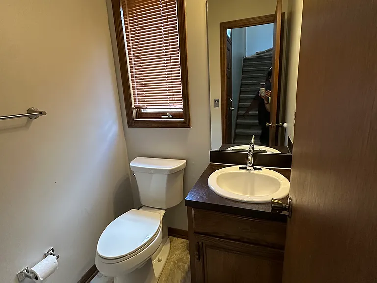 10309 Sprague St — Photo 15