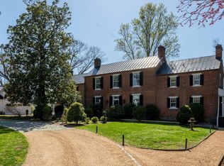 40035 Hedgeland Ln, Waterford, VA