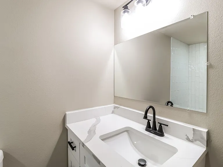 1812 Sanford Dr #1 — Photo 12