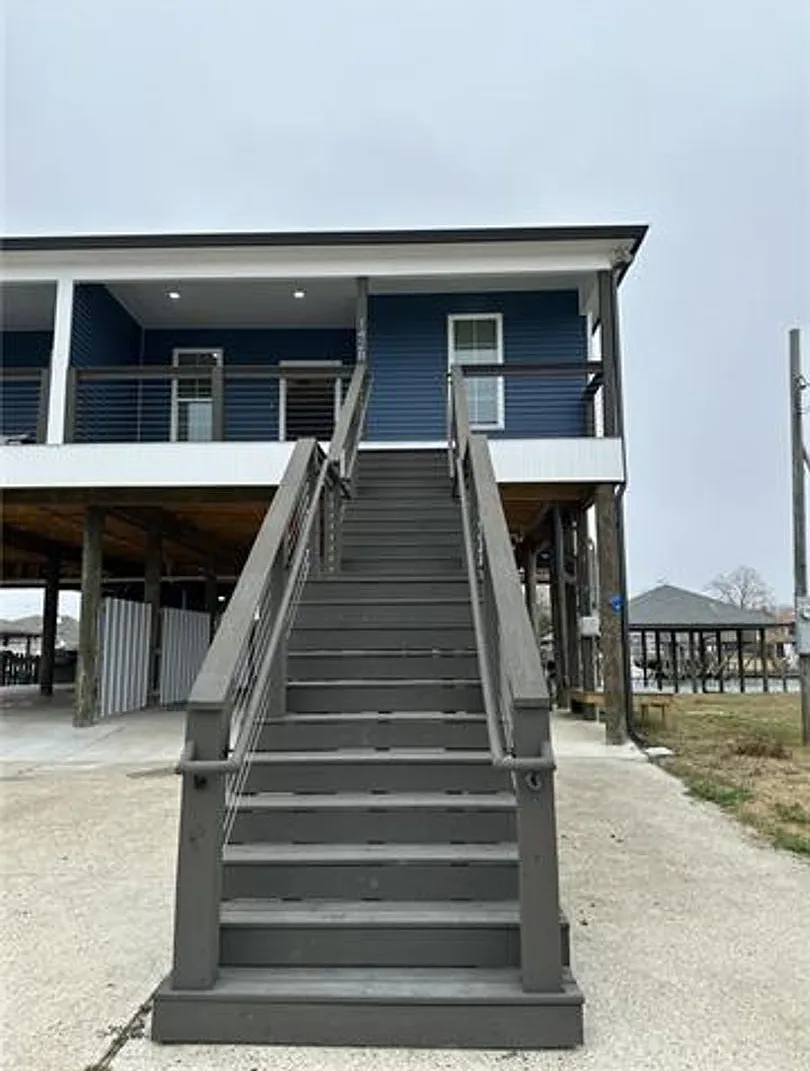 Lakefront Townhouse with amazing views of the canal and the lake — Photo 1