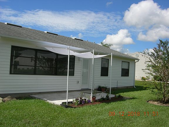 3rd image of 1026 Canary Cir N