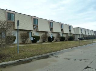 25173 Orchid St, Harrison Twp, MI 48045
