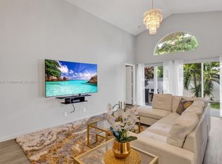 7502 Ironbridge Cir, Delray Beach, FL 33446