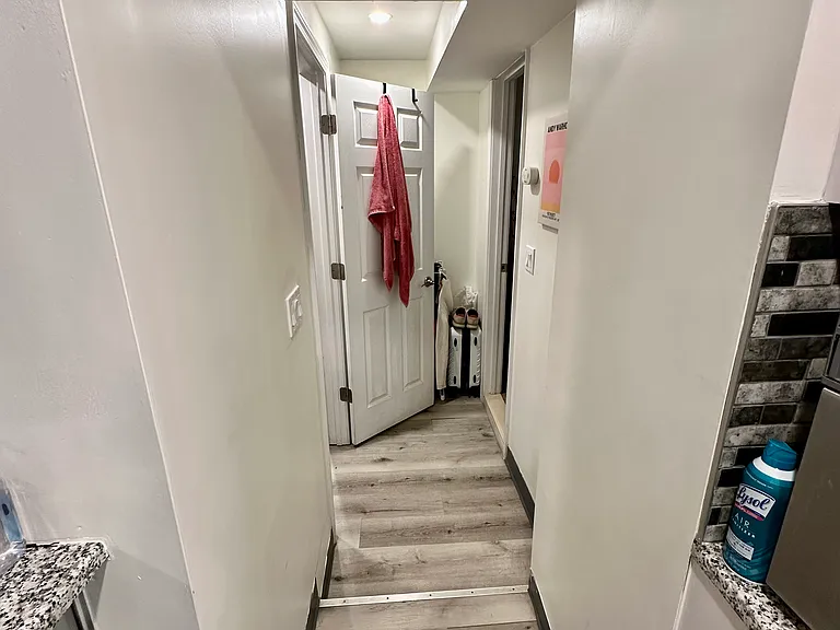 49 Boylston St #B — Photo 4